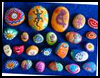 <B>Painted
  Rocks Paper Weights  : Stones and Pebbles Crafts Ideas for Children</B>