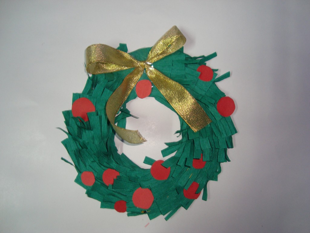 Christmas Paper Wreaths Craft for Kids  Easy to Make Christmas Wreaths