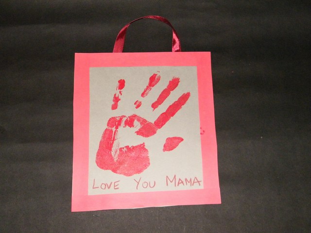 mothers day crafts for preschool. Mom on Mother#39;s day Craft