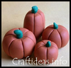 Polymer
  Clay Pumpkins    : Thanksgiving Crafts for Toddlers