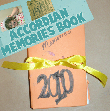 Making a New Years Memory Accordian Pocket Book to Hold Precious Memories
