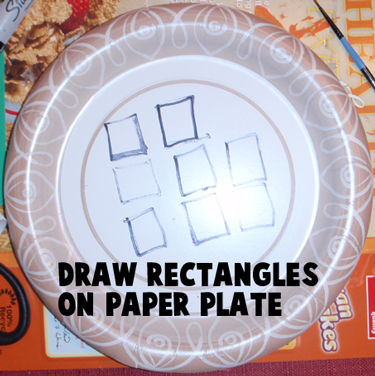  Draw rectangles on paper plate.