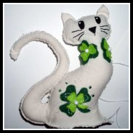 How to Sew a Shamrock Lucky Cat